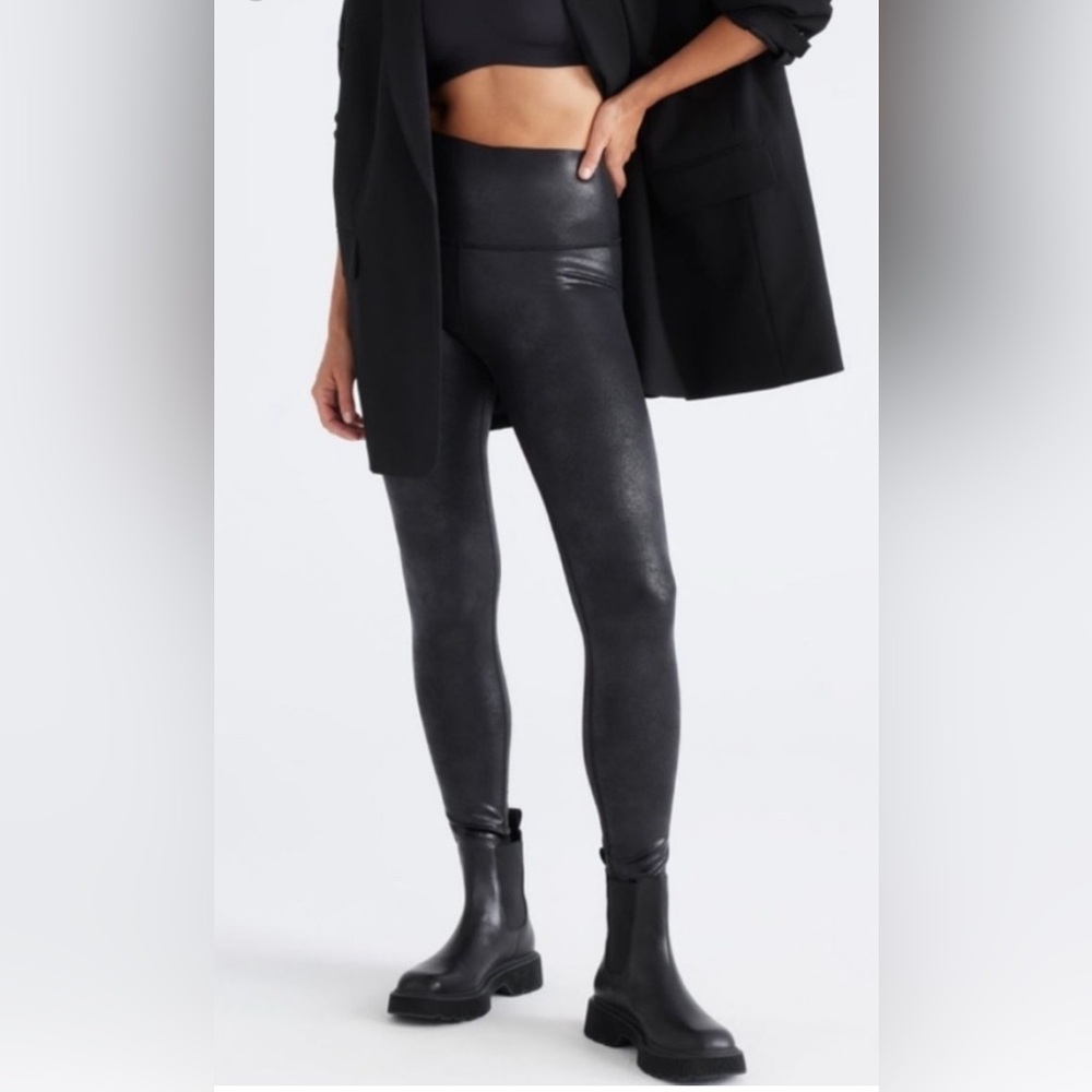 KNIX Black Shiny Leggings size L